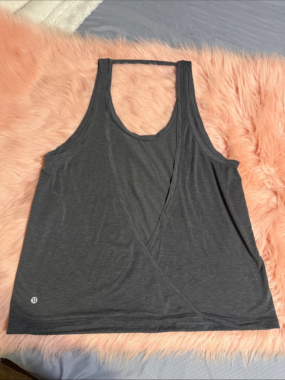 Lululemon Tied To It Tank Heathered Black size 10 NWOT - Picture 5 of 11